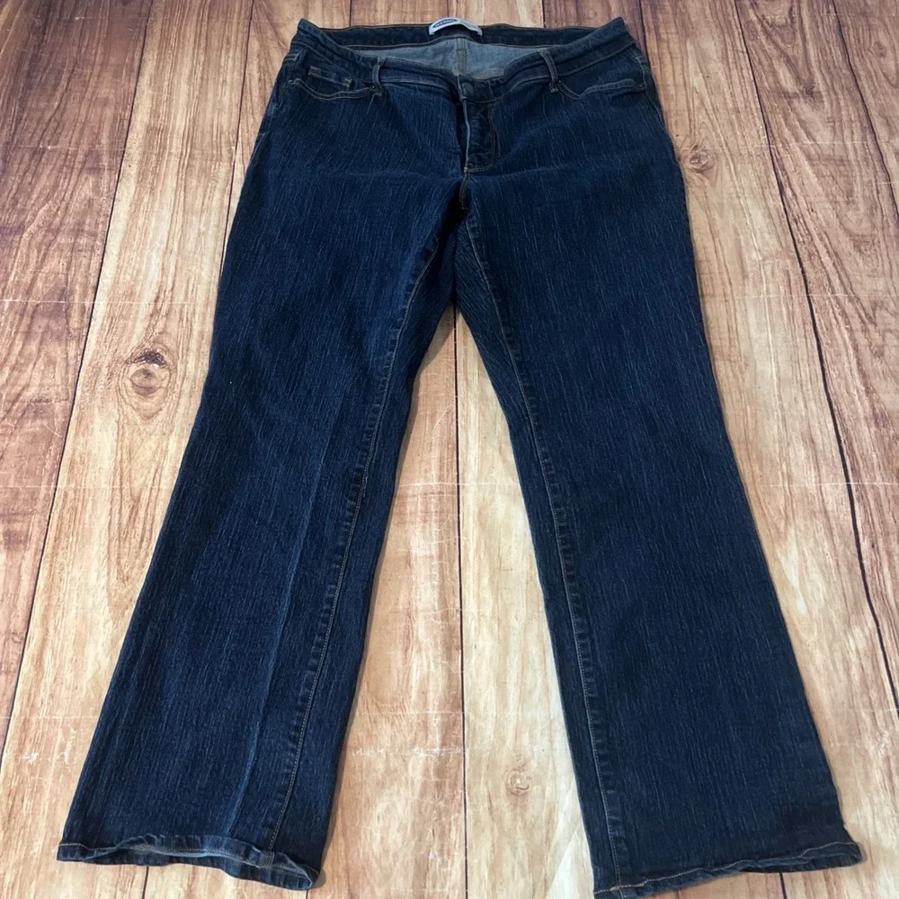 Women's Sz 18 Old Navy Kicker Boot-Cut Secret-Slim Pockets